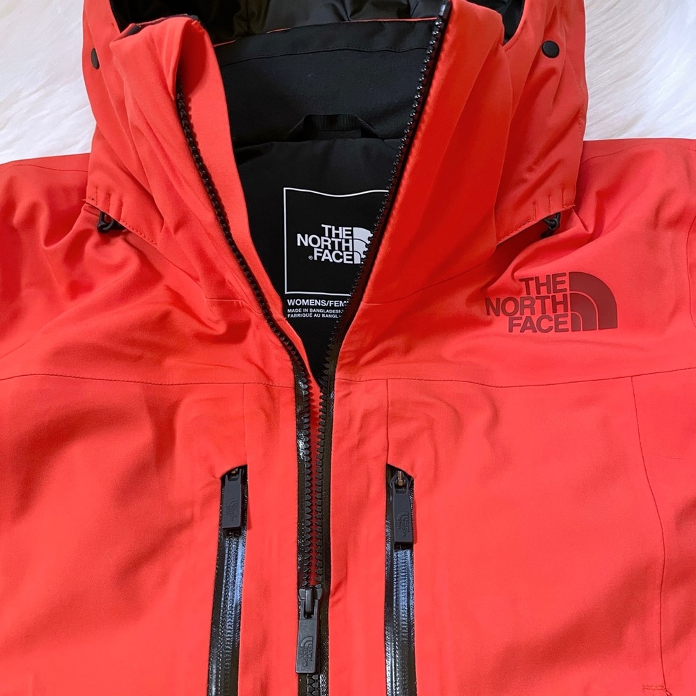 The North Face Women’s Barr Lake Snow Jacket - Picture 4 of 8